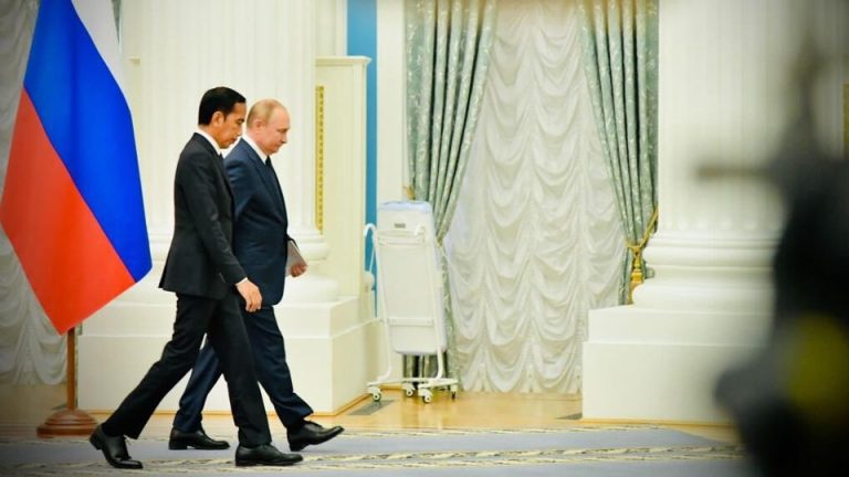 PRESIDEN-JOKOWI-PRESIDEN-PUTIN-2